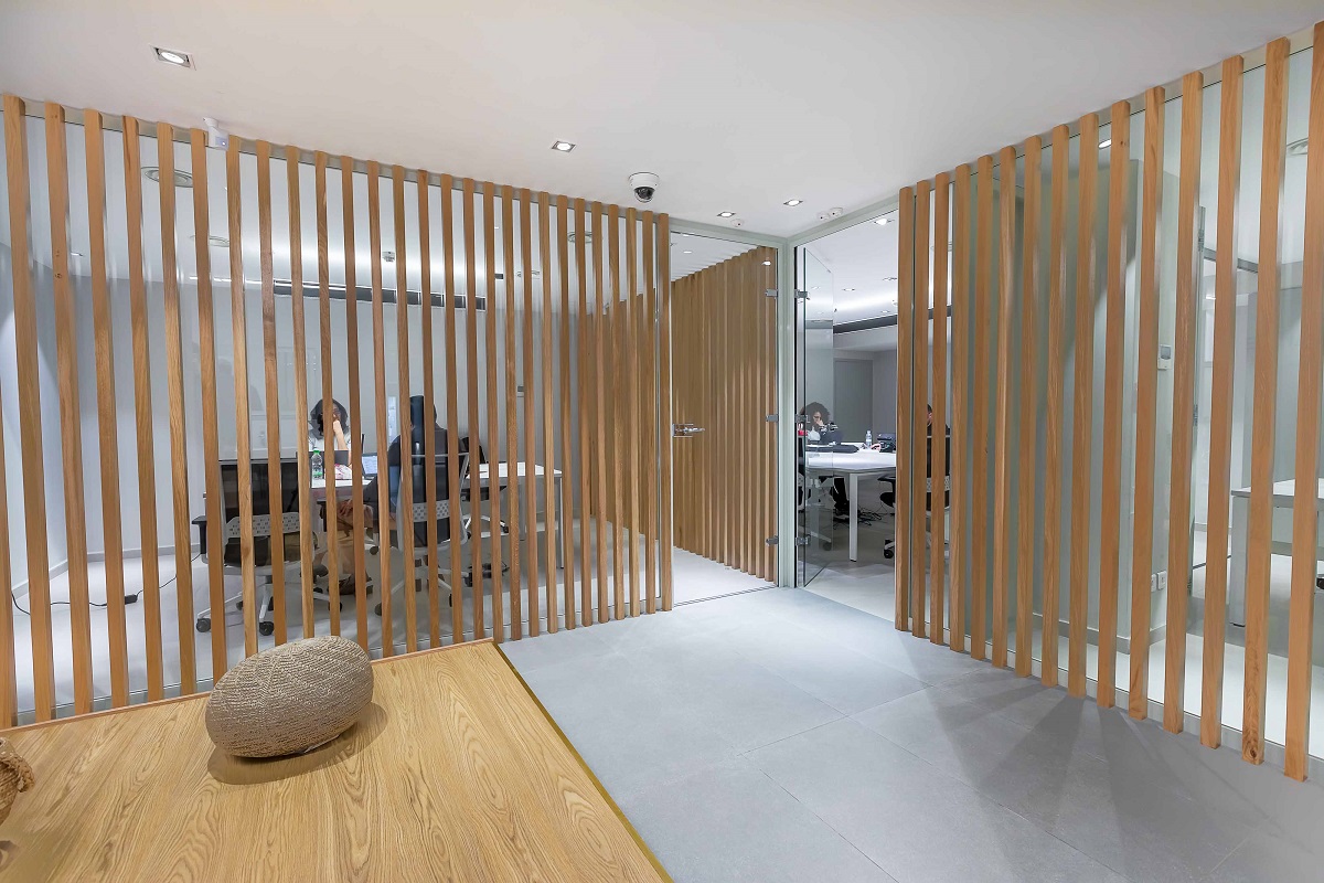 <p>Roca opened its own showroom in Casablanca in June 2006. Personalised attention in a comfortable and relaxed atmosphere.&nbsp;</p>3